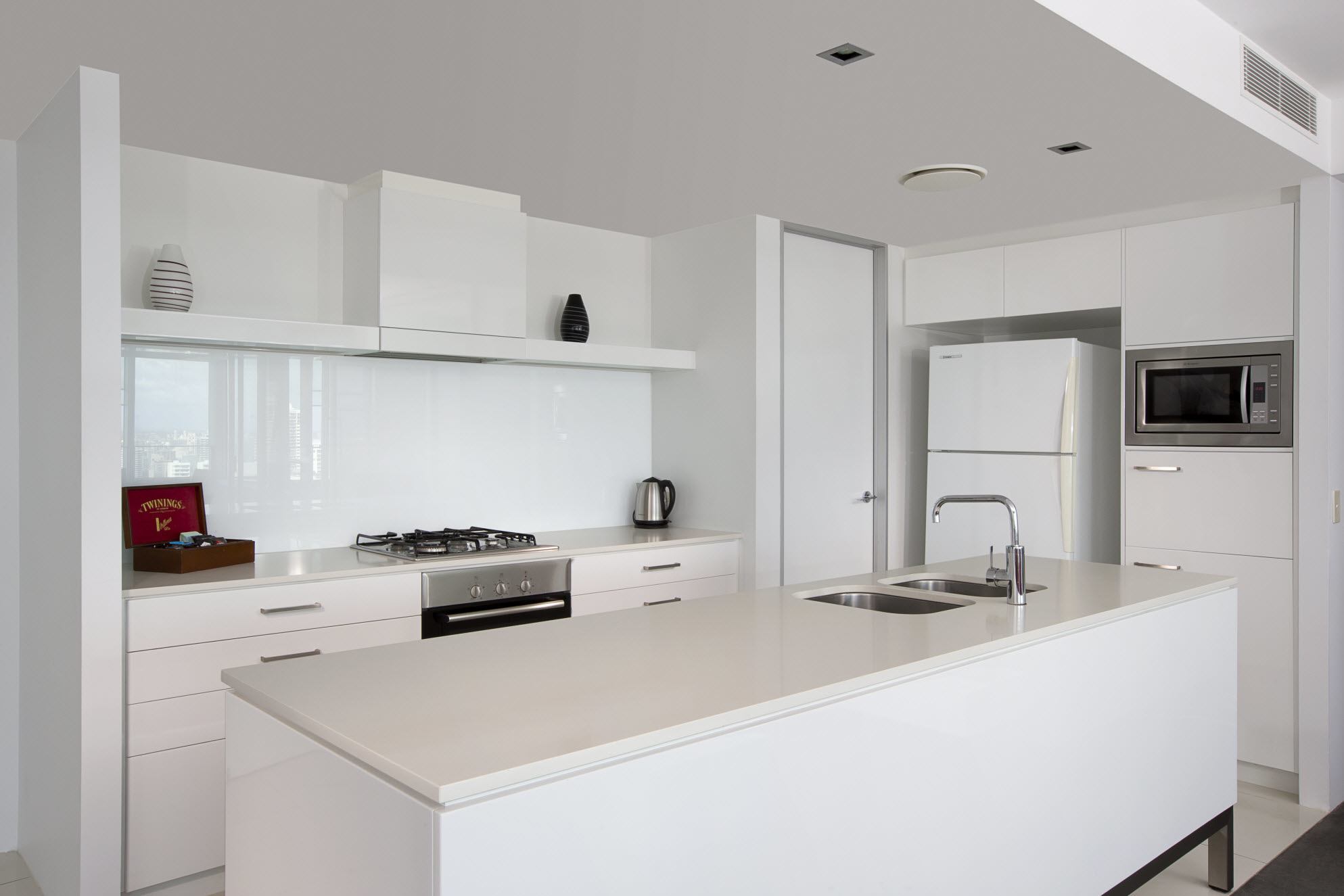 Q1 Resort Kitchen