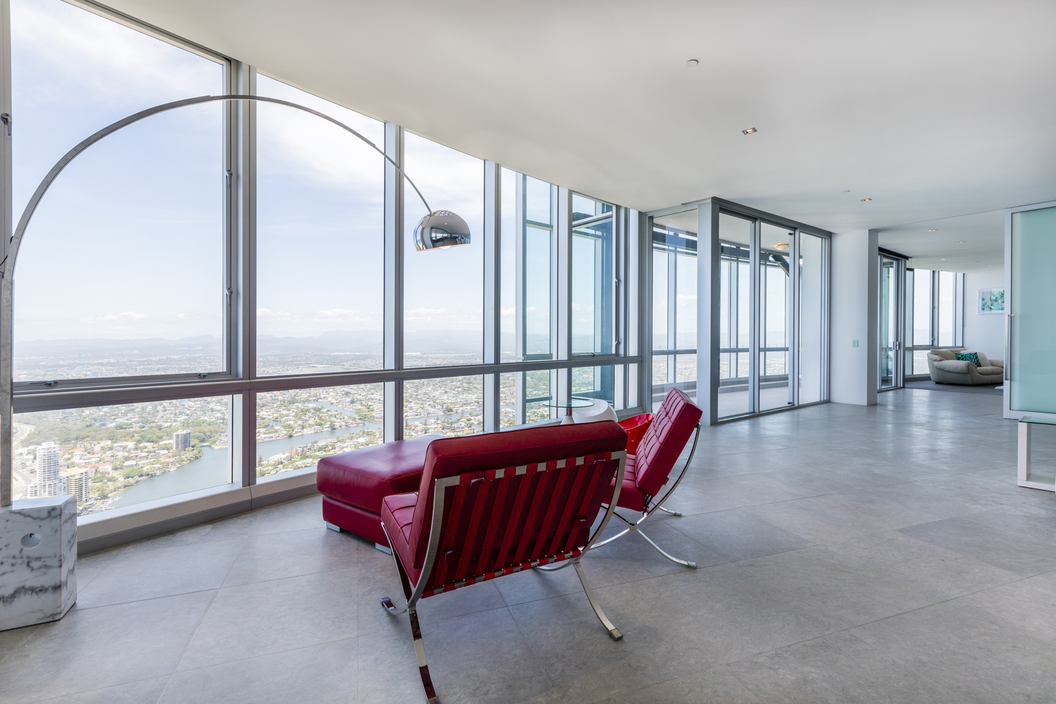 Q1penthouse-2