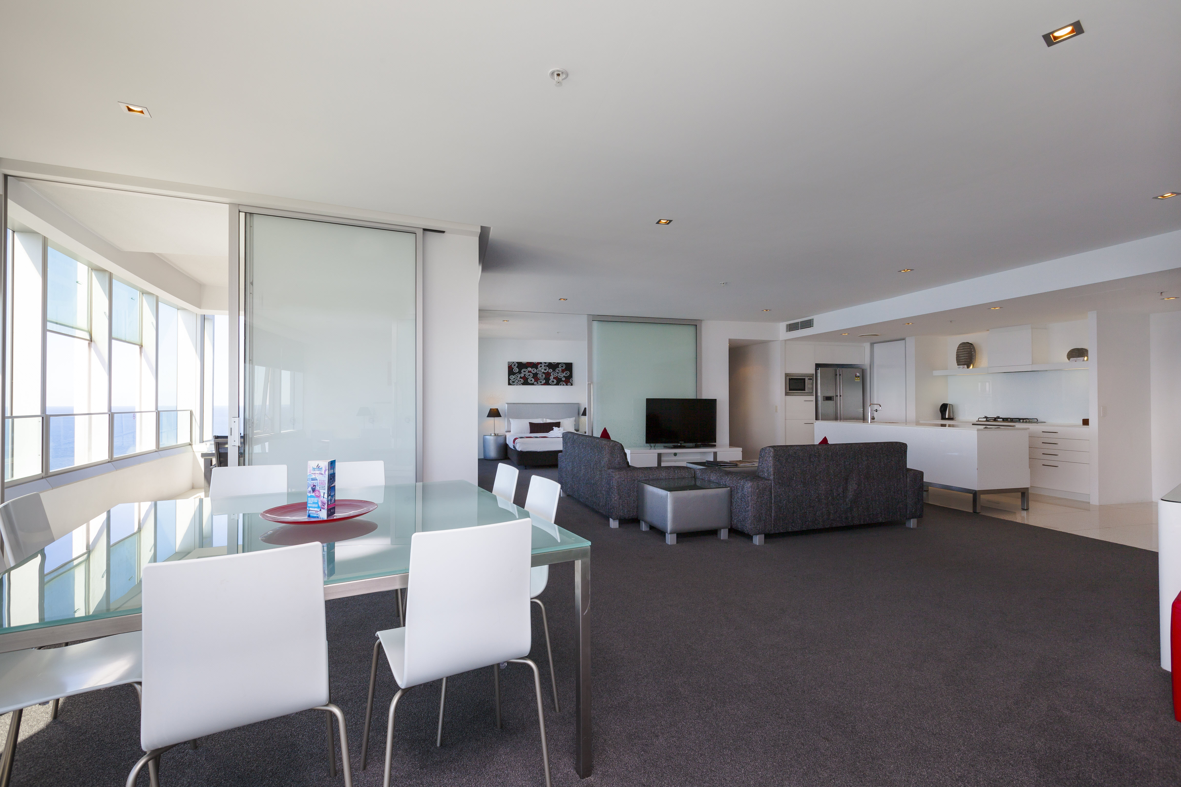 Q1 Resort & Spa Three Bedroom Ocean Spa Apartment | Dining area