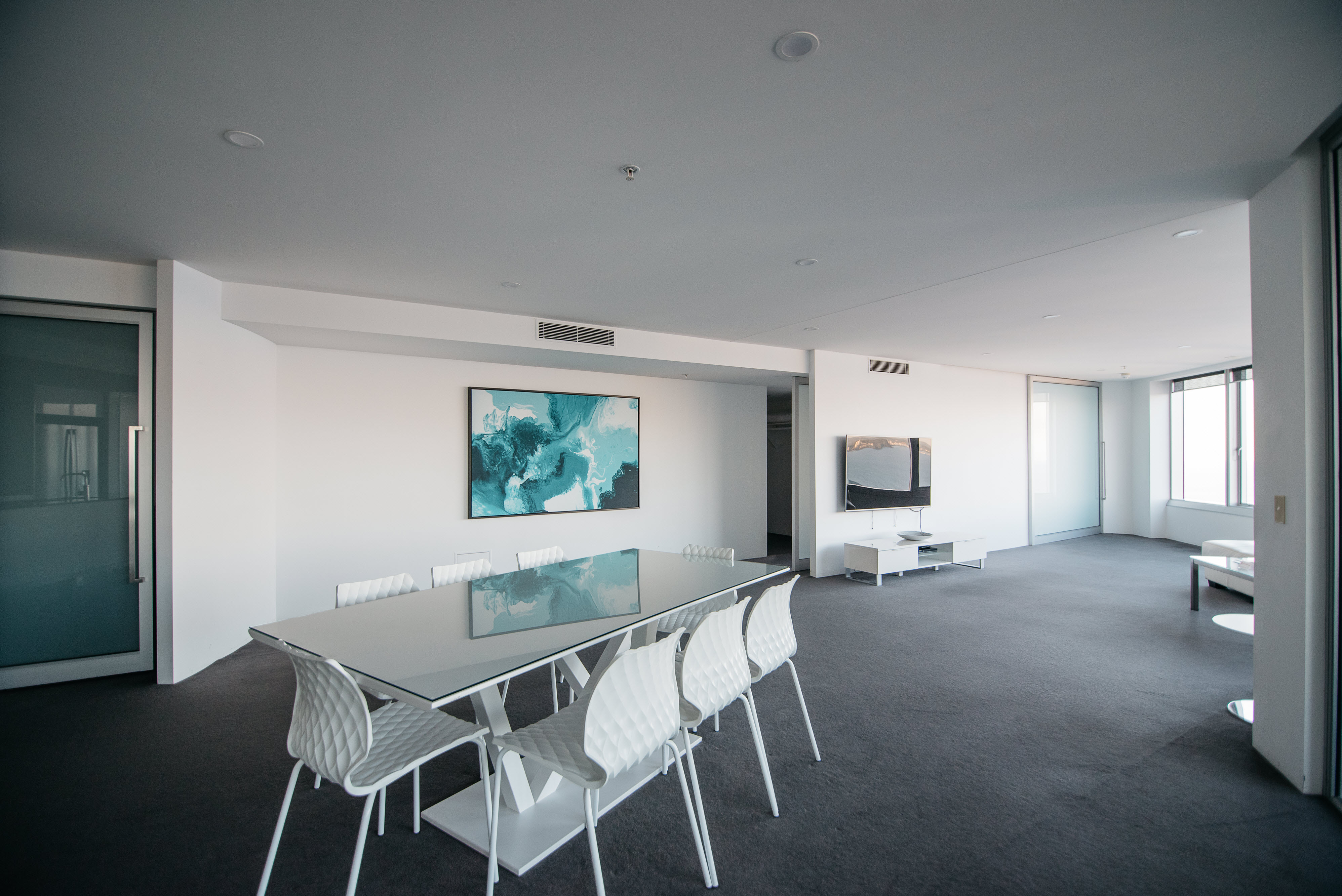 Q1 Resort & Spa Three Bedroom Sub Penthouse Apartment | Dining Area